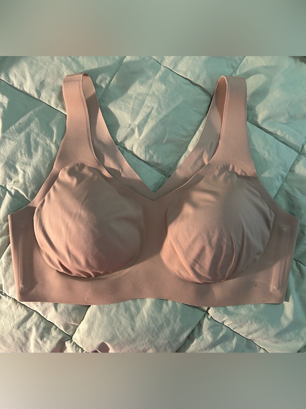Honeylove V Neck Wireless Bra SZ 38 B/C